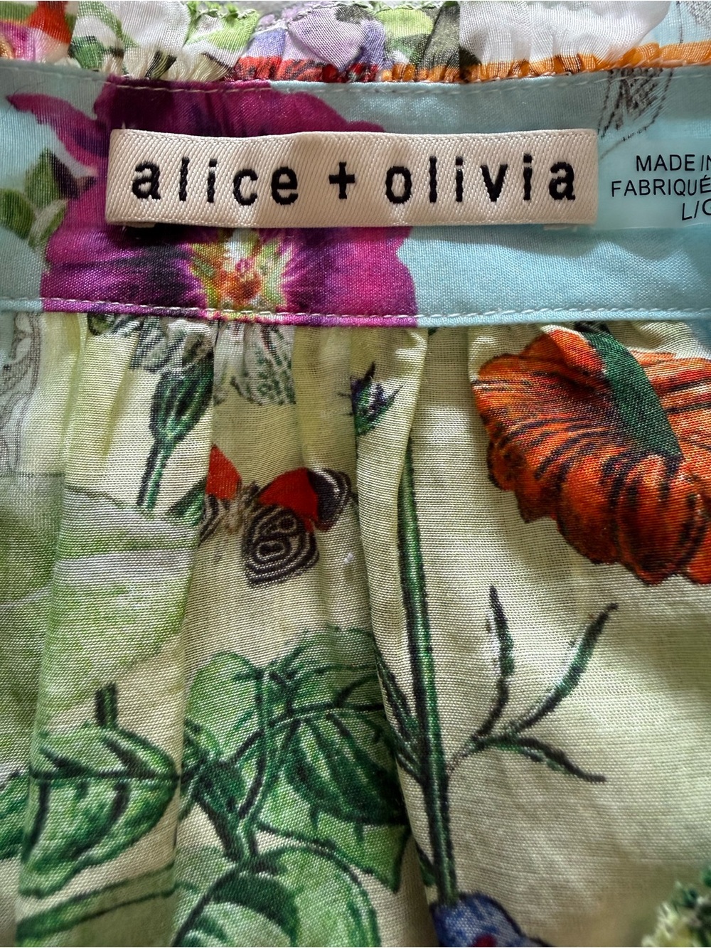 ALICE + OLIVIA Ilan Smocked-Sleeve Button-Front Blouse Sz L A0067 - Picture 7 of 9